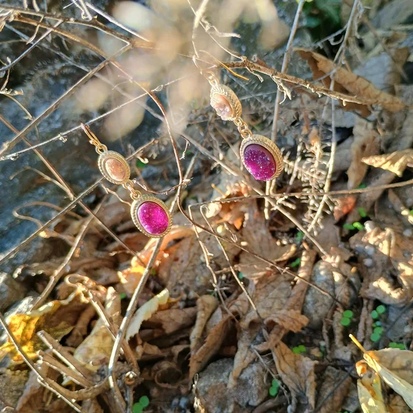 GORGEOUS maroon and mocha, faux druzy double drop earrings, whimsy gothic, boho - Picture 6 of 10